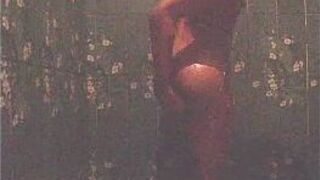 oliver in the bath - porn video