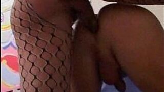 Stud nailed by sexy shemale - porn video